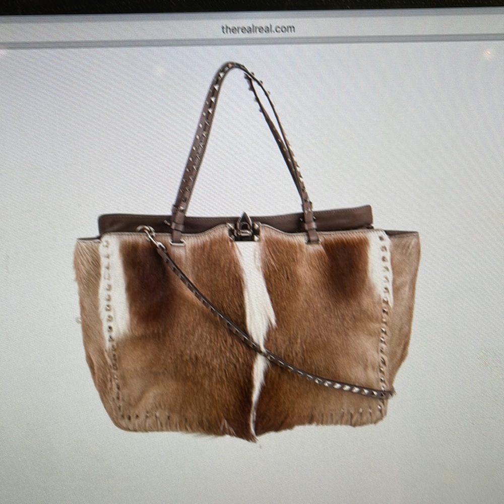 Valentino Garvani fur shoulder tote bag great condition - Picture 8 of 8